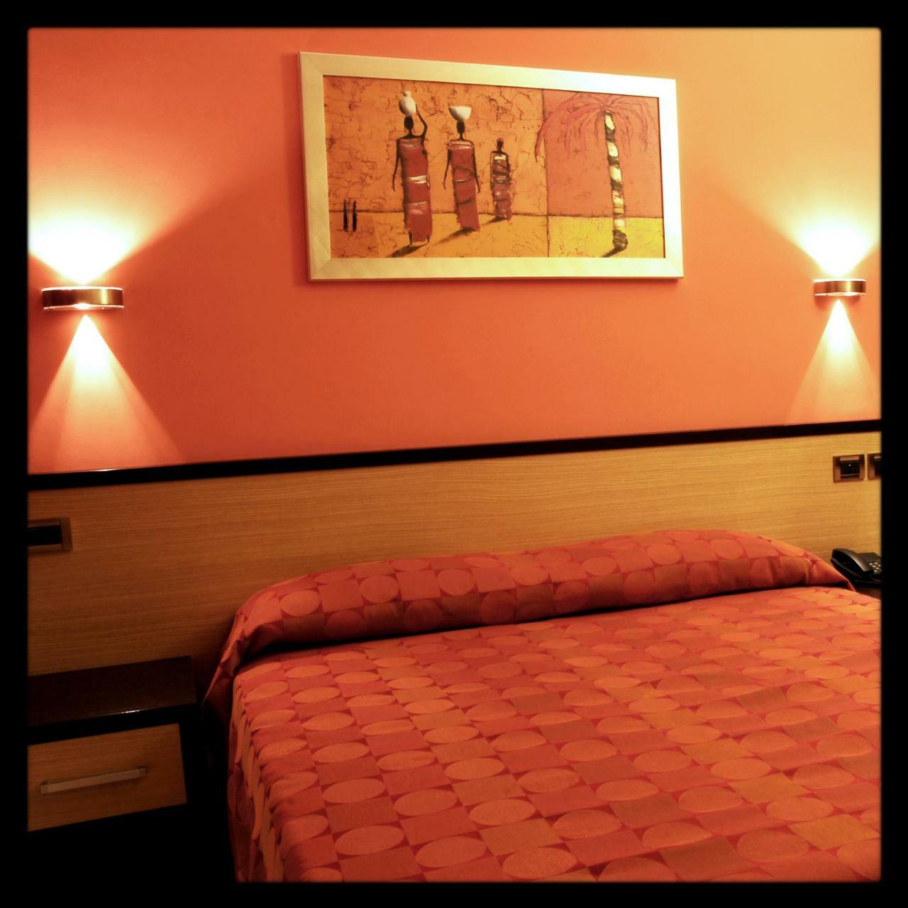 Hotel Cristina Rocca San Giovanni Luaran gambar